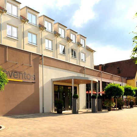 Landhotel Sonne 노이엔데텔사우 외부 사진