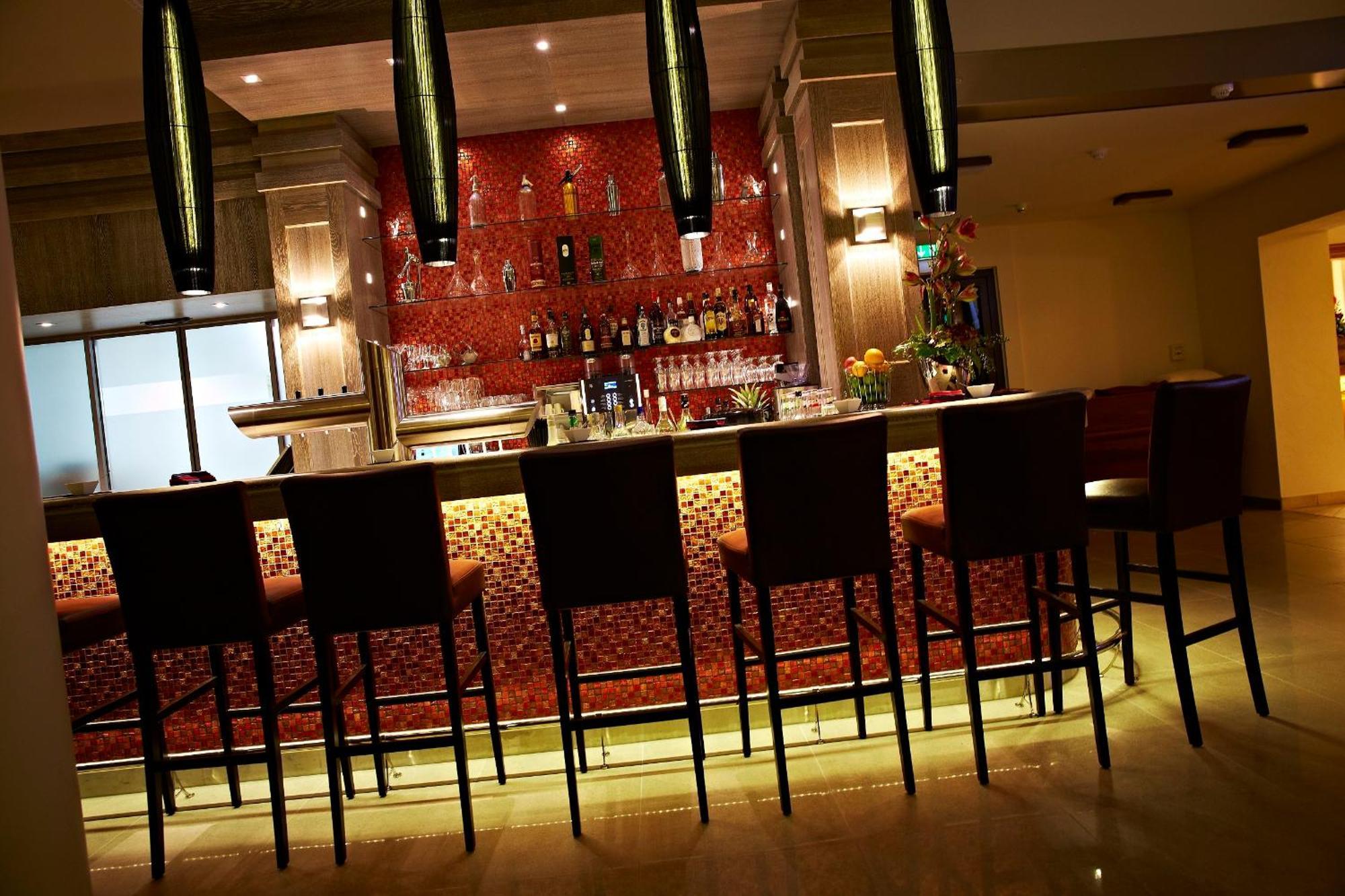 Landhotel Sonne 노이엔데텔사우 외부 사진