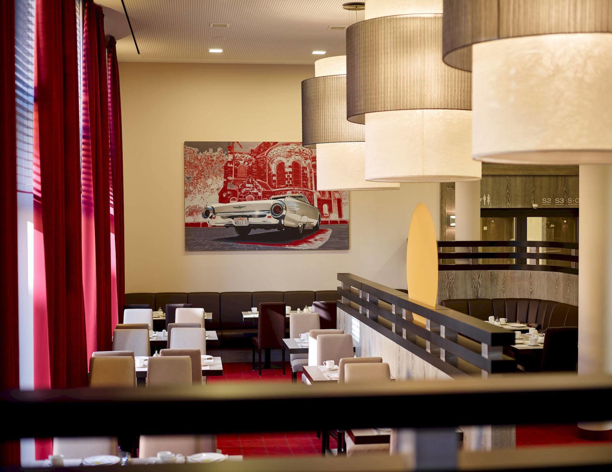 Landhotel Sonne 노이엔데텔사우 외부 사진