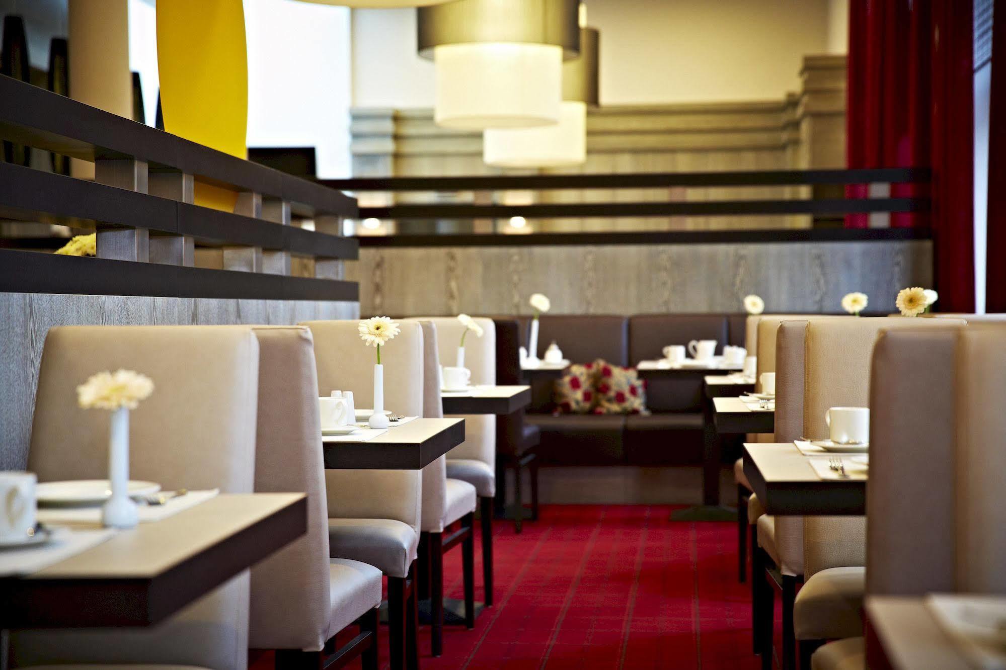 Landhotel Sonne 노이엔데텔사우 외부 사진